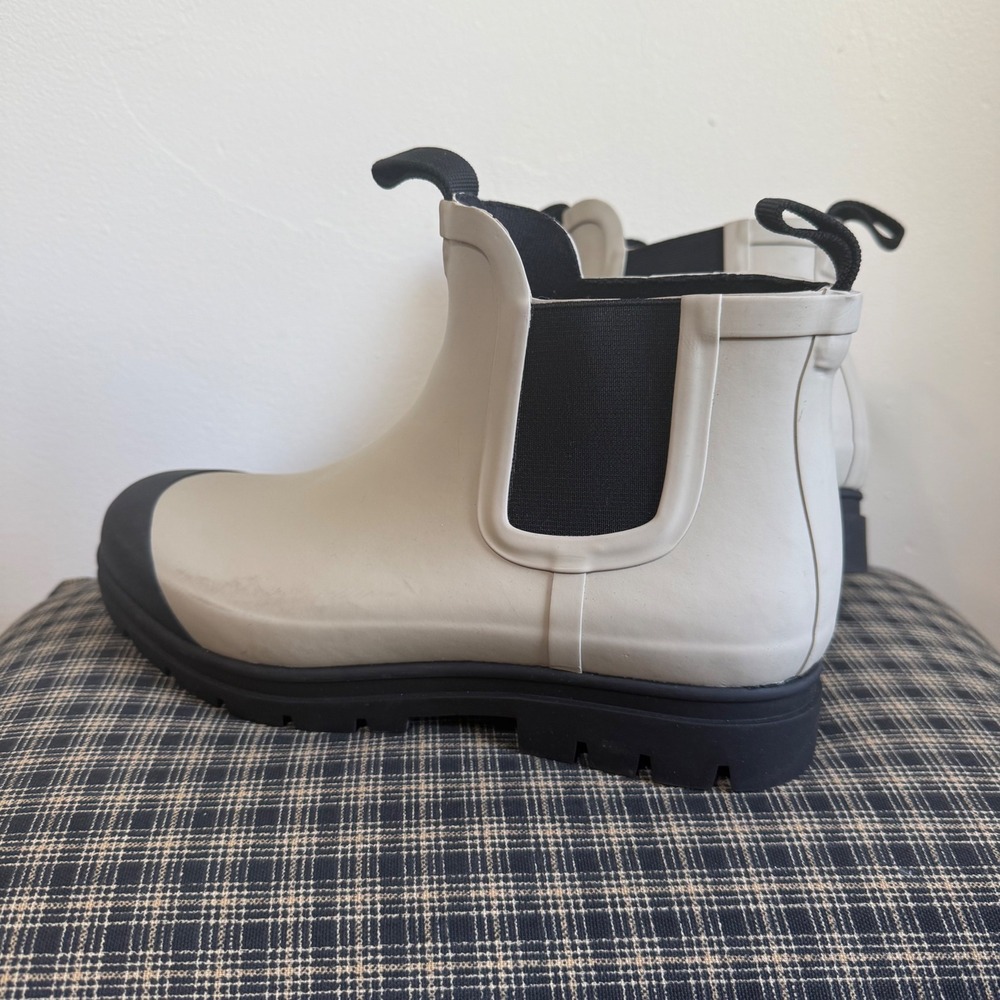 Everlane The Rain Boot Bone Black Contrast Toe Chelsea Boot Size 11 Cream - Picture 2 of 7